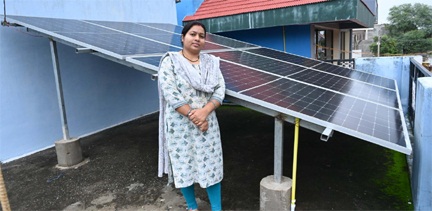प्रधानमंत्री सूर्यघर योजना : रोशन हुआ मंजुषा राजवाड़े का घर