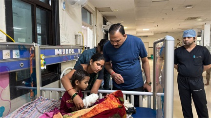 स्वास्थ्य मंत्री श्याम बिहारी जायसवाल ने सुबह 7 बजे किया डीकेएस अस्पताल का आकस्मिक निरीक्षण