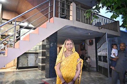 प्रधानमंत्री सूर्यघर मुफ्त बिजली योजना से सौर ऊर्जा से मिली शकुन्तला को मिली आर्थिक आज़ादी