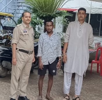 दोपहिया वाहन चोरी करने वाले 02 आरोपी गिरफ्तार