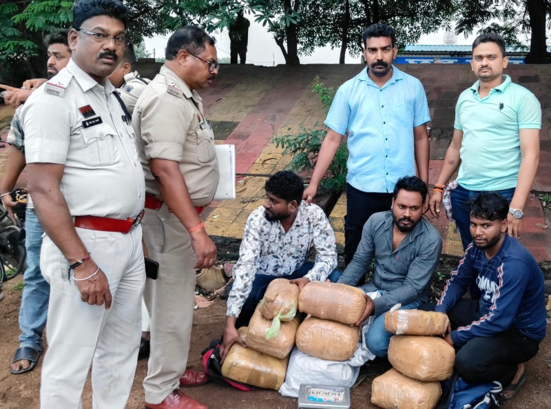 गांजा तस्करी करते 03 अंतर्राज्यीय गांजा तस्कर गिरफ्तार*