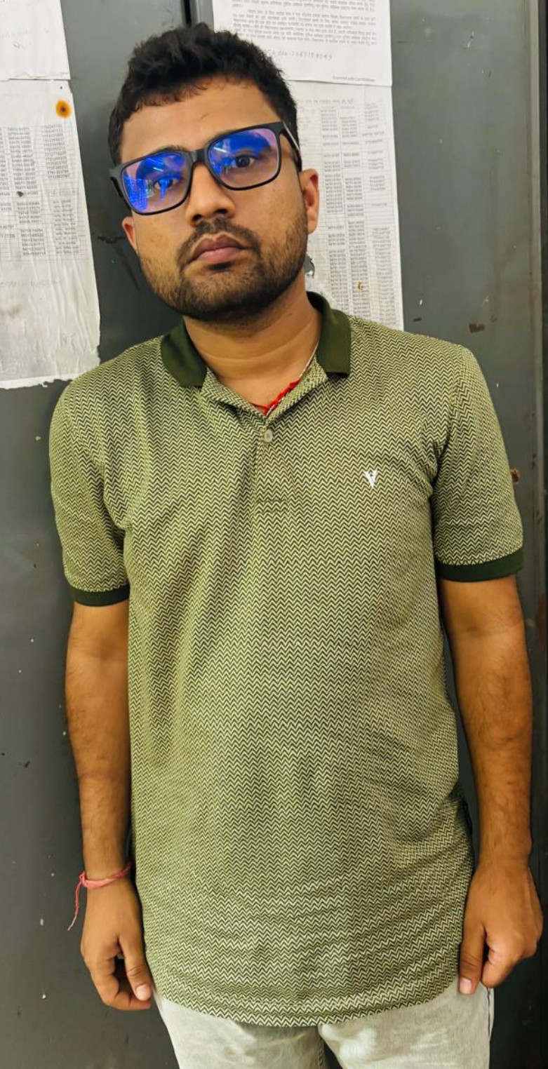 करोड़ो रूपये गबन करने वाला केमप्लास्ट प्रोडक्टस प्रायवेट लिमिटेड कंपनी का एकाउटेंट सागर तिवारी गिरफ्तार