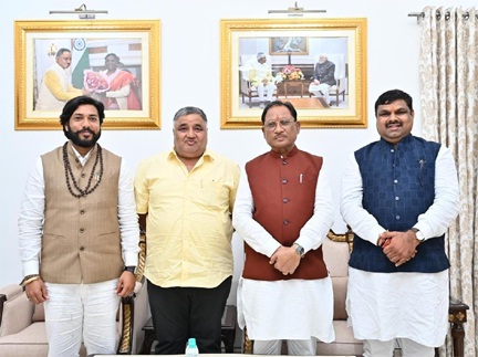 मुख्यमंत्री साय ने गजेंद्र यादव, गुरु खुशवंत साहेब एवं राजेश अग्रवाल को दी शुभकामनाएँ