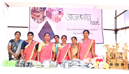 बकरी पालन से आत्मनिर्भरता की मिसाल बनी जय बड़ादेव महिला समूह