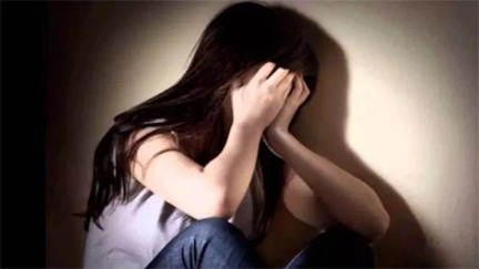 युवक ने गर्भवती गर्लफ्रेंड को दवा खिलाकर गर्भपात करा दिया