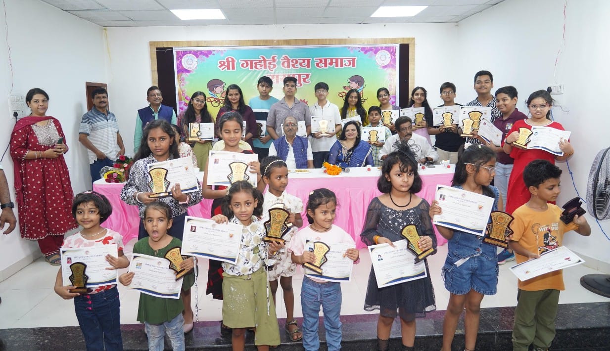शिक्षा, संस्कार और राष्ट्रप्रेम ही एक समृद्ध समाज की आधारशिला: सांसद बृजमोहन अग्रवाल