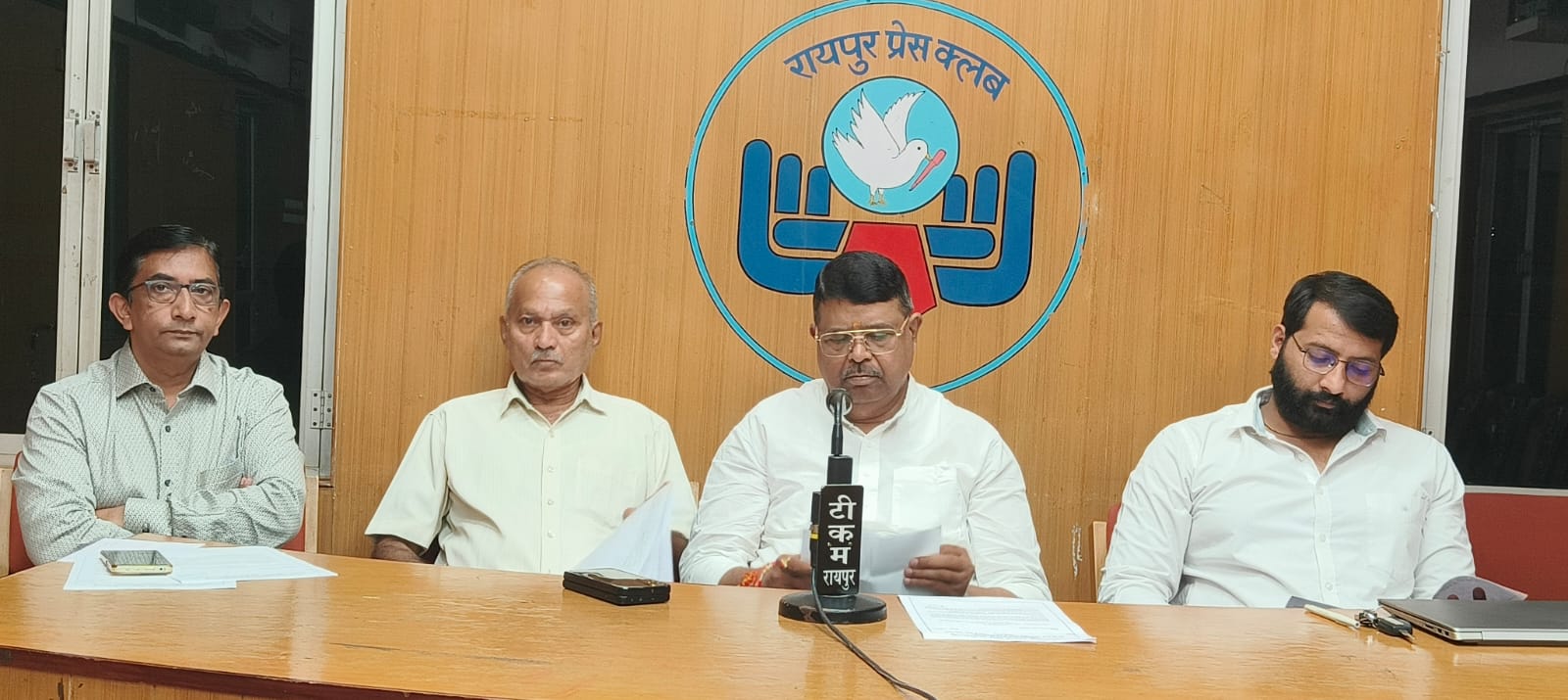 युवा संकल्प” – लोकतंत्र रक्षकों के वंशजों के आत्मनिर्भरता की दिशा में एक मिशन,, लोकतंत्र रक्षक संघ छत्तीसगढ़