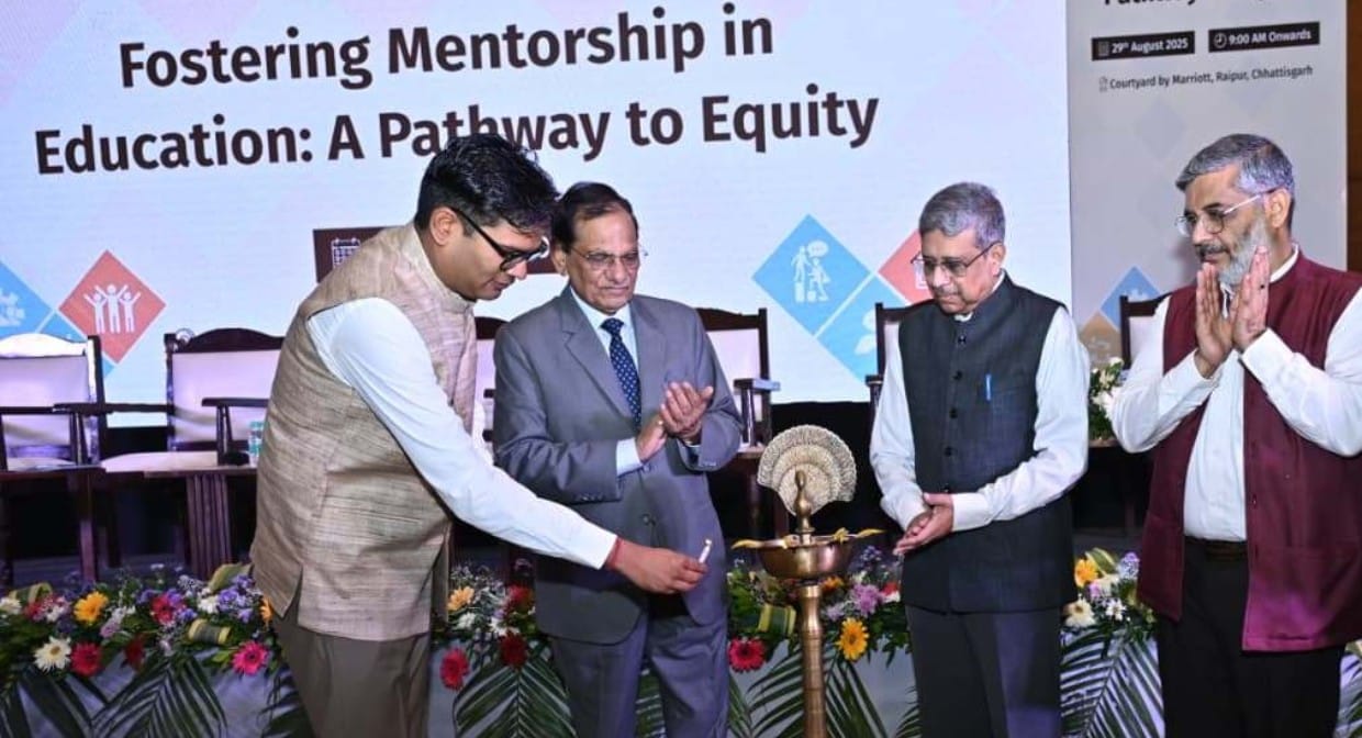 शिक्षा में मेंटरशिप सामाजिक न्याय और समान अवसर का मजबूत आधार: वित्त मंत्री ओ. पी. चौधरी*