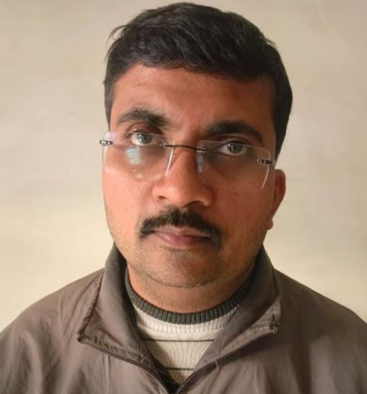 थाना कुम्हारी जिला दुर्ग लूट की रिपोर्ट निकली झूठी घटना का प्रार्थी ही निकला आरोपी 14,60, 000 रुपए लूटने की किया था झूठी रिपोर्ट आरोपी फ्रेंचाइजी द्वारा अपने सेल्फ एटीएम में रकम डाल कर दर्ज कराई गई थी लूट की झूठी रिपोर्ट आरोपी को किया गया है गिरफ्तार