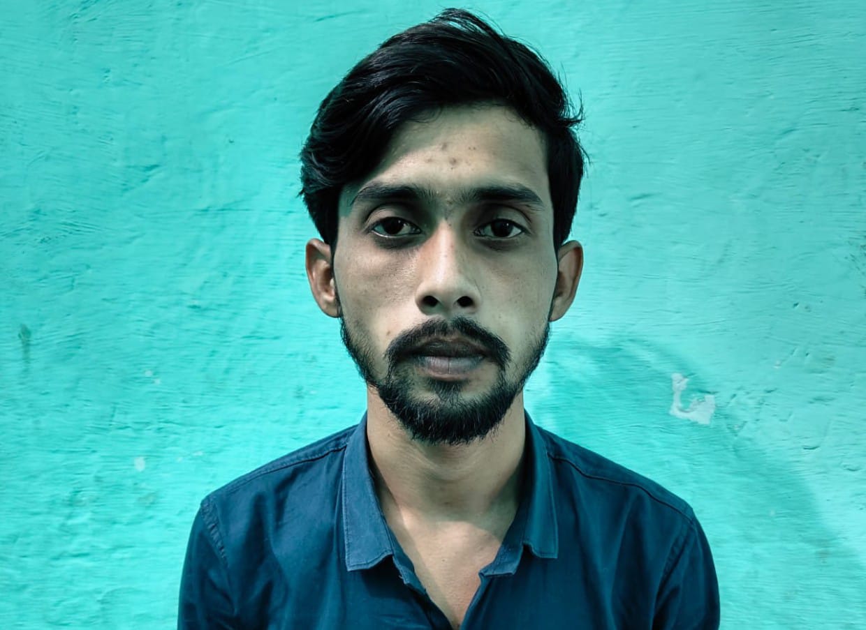 प्रतिबंधित मादक पदार्थ कोकिन के प्रकरण में संलिप्त महाराष्ट्र का अंतर्राज्यीय आरोपी गिरफ्तार आरोपी आवेश सैय्यद है मूलतः गोंदिया महाराष्ट्र का निवासी।
