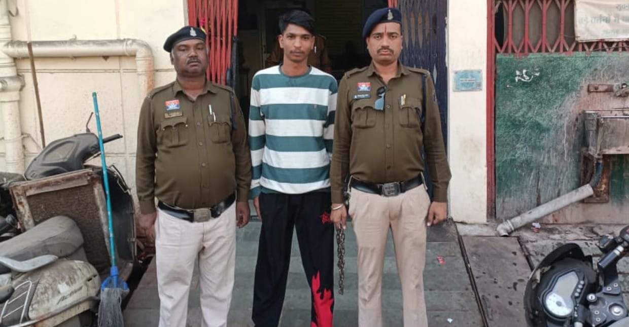 गोलबाजार थाना द्वारा आदतन बदमाश अयान खान पर बड़ी कार्यवाही भयादोहन एवं मारपीट के मामले में गिरफ्तारी, हिस्ट्रीशीट खोली गई, गुंडा सूची में नाम दर्ज करने का प्रस्ताव