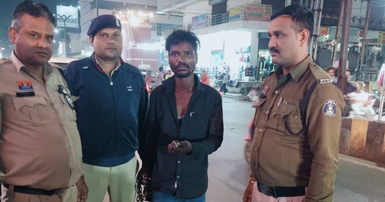 पुराना बस स्टैंड चौड़ी के पास व्यक्ति से लूटपाट करने वाले आरोपियों पर सख्त पुलिसिया कार्यवाही, संगीन धाराओं में किया मामला दर्ज वारदात के बाद त्वरित घेराबंदी कर मुख्य आरोपी किया गया गिरफ्तार