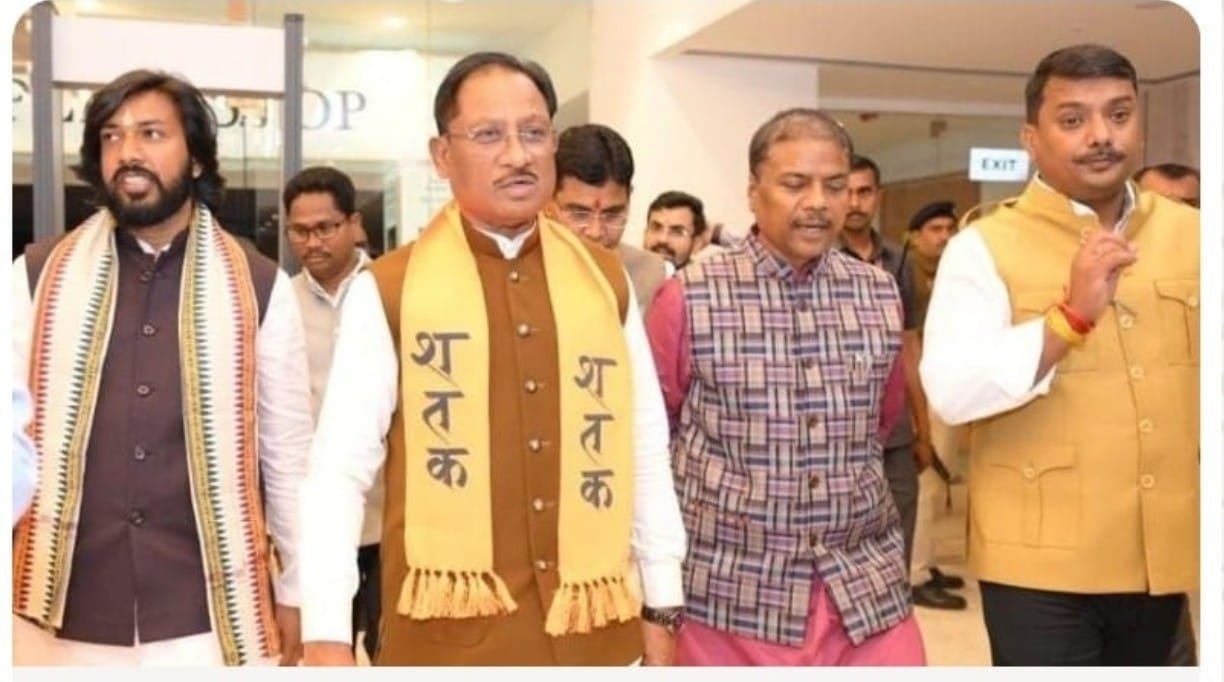 मुख्यमंत्री श्री विष्णु देव साय ने संघ की 100 वर्षों की गौरवगाथा पर आधारित फिल्म ‘शतक’ को छत्तीसगढ़ में टैक्स-फ्री करने की घोषणा की
