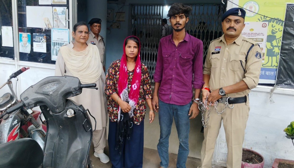 नारकोटिक्स एक्ट के मामले में फरार मुख्य आरोपी एवं महिला सहित कुल 02 गिरफ्तार,, जप्त मशरूका की कुल कीमत 12,7900, रुपए