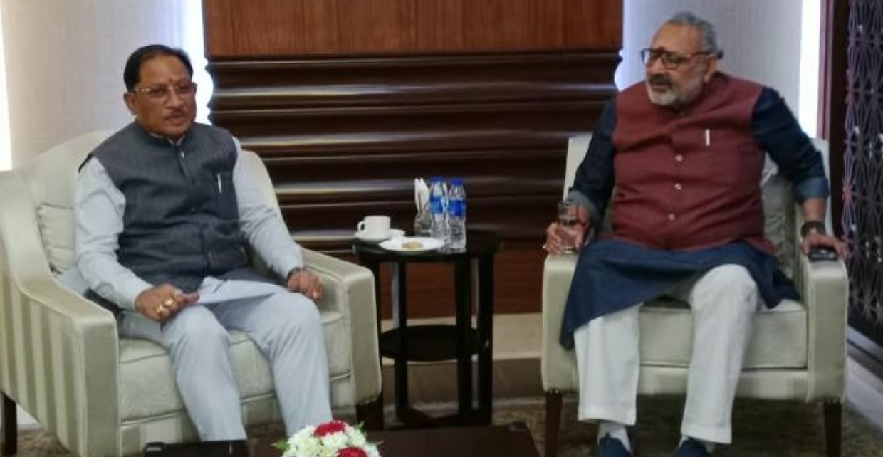 टेक्सटाइल सेक्टर में छत्तीसगढ़ के लिए बड़ी संभावनाएं, केंद्र करेगा हरसंभव सहयोग केंद्रीय वस्त्र मंत्री श्री गिरिराज सिंह से नई दिल्ली में मुख्यमंत्री श्री विष्णु देव साय ने की मुलाकात