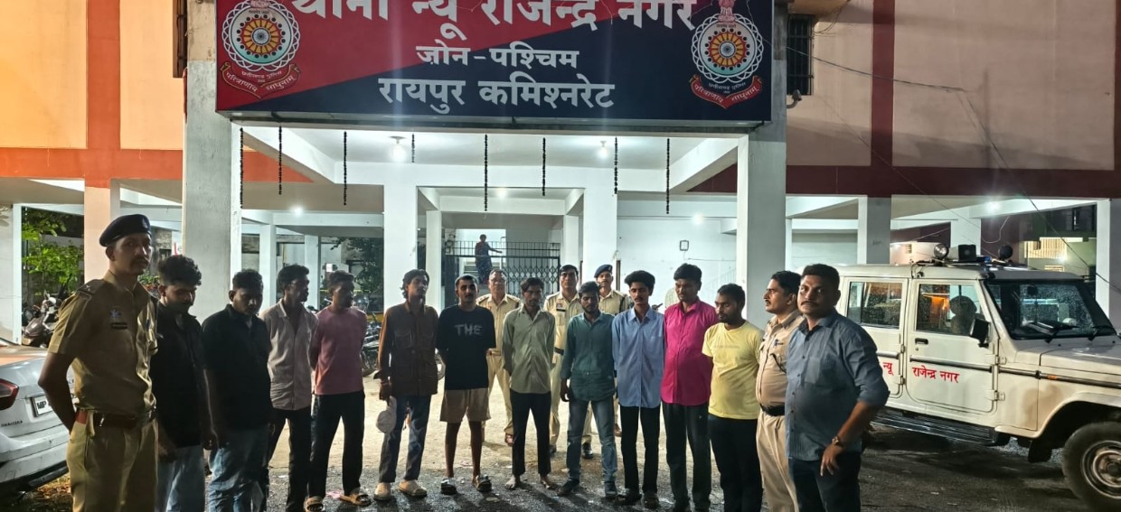 गणेशोत्सव से पहले पश्चिम क्षेत्र पुलिस का विशेष अभियान, 132 लोगों पर कार्रवाई